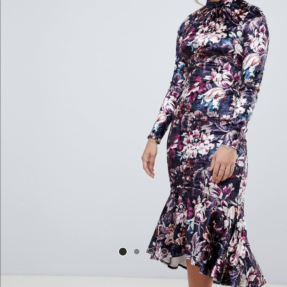Velvet midi peplum dress!!!
